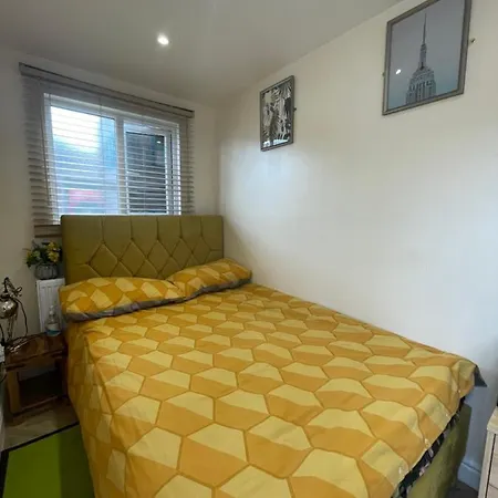 Ferienwohnung Mitcham Let 11 Exterior foto