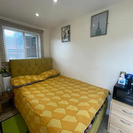 Ferienwohnung Mitcham Let 11 Exterior foto